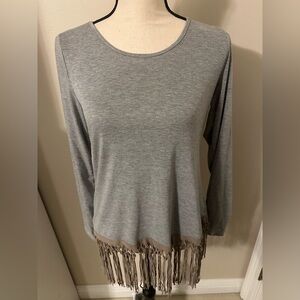 Origami By Vivien Womens Gray LS Shirt W/ Faux Leather Fringe Sz S Boho Western